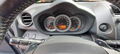 TOYOTA RAV 4 CIL. 2200 CAMBIO AUT. VERS. LUXURI