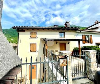 RUSTICO A CAPRINO VERONESE