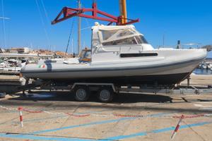 Gommone cabinato mt 7,50 carrellabile