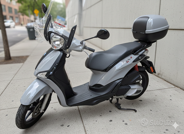 Piaggio Liberty 125S (dicembre 2023) come nuovo