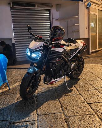 speed triple 1050rs 