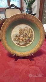 Antico piatto da parete con dipinto 