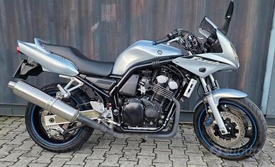 YAMAHA FZ6 Fazer