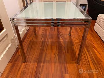 Tavolo design vetro e acciaio cromato allungabile