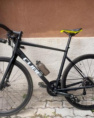 Bici da corsa  - CUBE