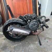 motore e cerchio piaggio nrg