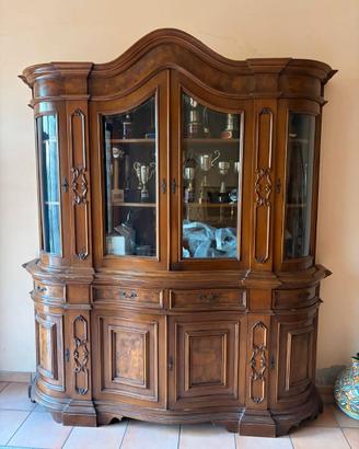 credenza in noce