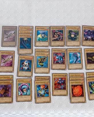 Lotto carte Yu-gi-oh