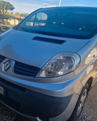 Renault Trafic T29 2.0 dCi/115 PL-TN Passenger Com