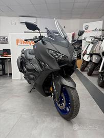 Yamaha TMAX 560
