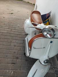 Vespa Faro tondo 