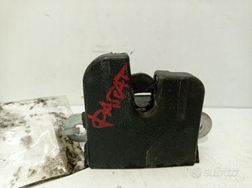 SERRATURA PORTELLONE POSTERIORE VOLKSWAGEN Passat