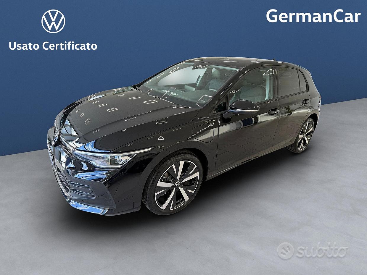 VOLKSWAGEN Golf 8ª serie
