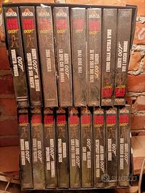 videocassette  di 007