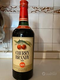 Raro Cherry Brandy Vintage