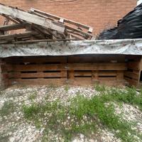 Tavolo è fatto con i bancali