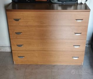 Cassettiera 4 cassetti + 2 comodini