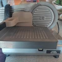 Affettatrice in acciaio inox