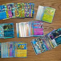 70 carte pokemon brillanti + 1 carta speciale EX!