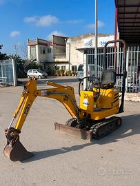 Miniescavatore 10Quintali JCB