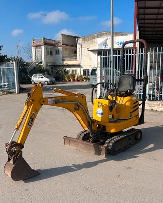 Miniescavatore 10Quintali JCB