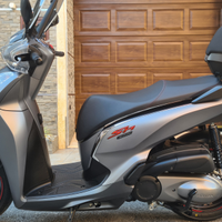 Honda sh 300