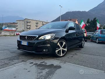 PEUGEOT 308 - GT LINE
