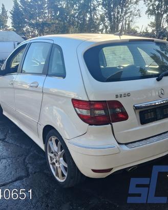 MERCEDES-BENZ CLASSE B W245 B 200 CDI ricambi -