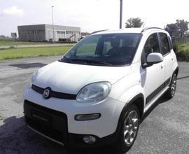 FIAT Panda 0.9 TWINAIR TURBO 4x4 INSERBILE-FENDI