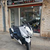 Yamaha T Max 530