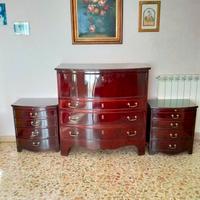 Camera da letto comò e comodini 