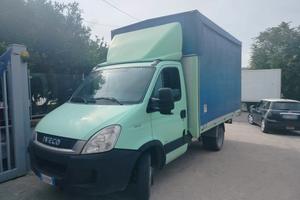 Iveco Daily 35C10 2.3 Hpi PLM-RG Cabinato