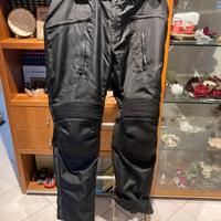 pantaloni da moto