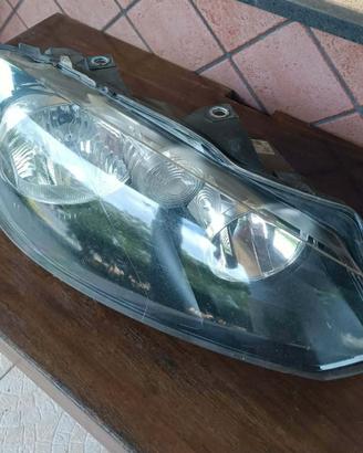Faro Destro Volkswagen Golf  6 Serie dal 2008-2012