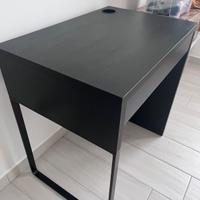 Scrivania Ikea Micke 