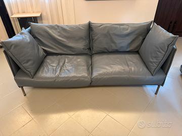 Divano Moroso Gentry 2 posti in pelle grigio