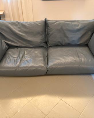 Divano Moroso Gentry 2 posti in pelle grigio