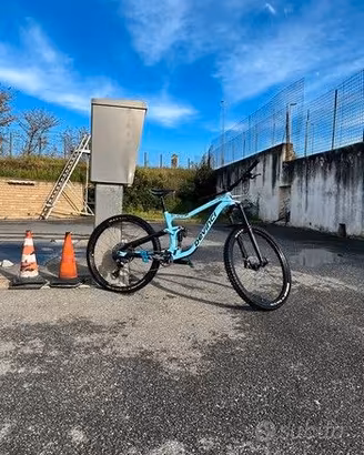 DEVINCI TROY