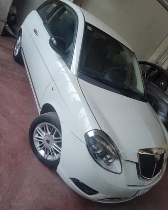 lancia Ypsilon 1.3 mjt