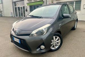 Toyota Yaris 1.5 Hybrid 2014 131.000km perfetta