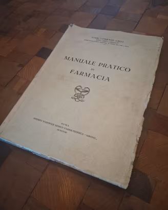 Manuale pratico di farmacia , anno 1928