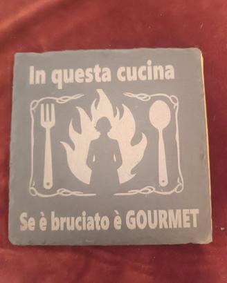 sotto pentola  ironico