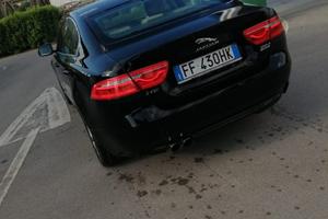 Jaguar xe awd 2.0