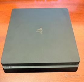Play Station 4 SLIM 1TB + 9 Giochi + Controller