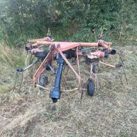 Girello volta fieno e ranghinatore repossi