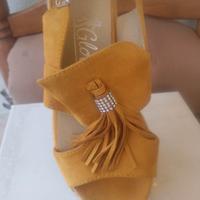 scarpe gialle 