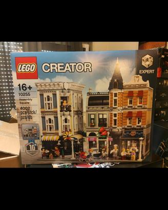 Lego 10255  piazza assemblea