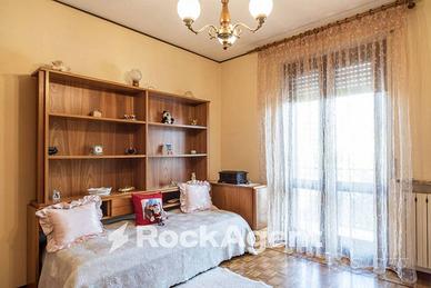 Appartamento di 95 m² con 3 locali e box auto a Me