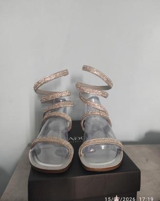 Sandali bassi con brillantini 