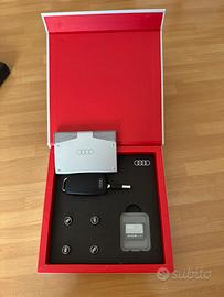 AUDI GADGET COFANETTO CHIAVETTA USB SD CARD TAPPI
